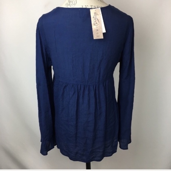 •LAST ONE• Como Vintage Cross Neckline Blouse - Picture 2 of 7